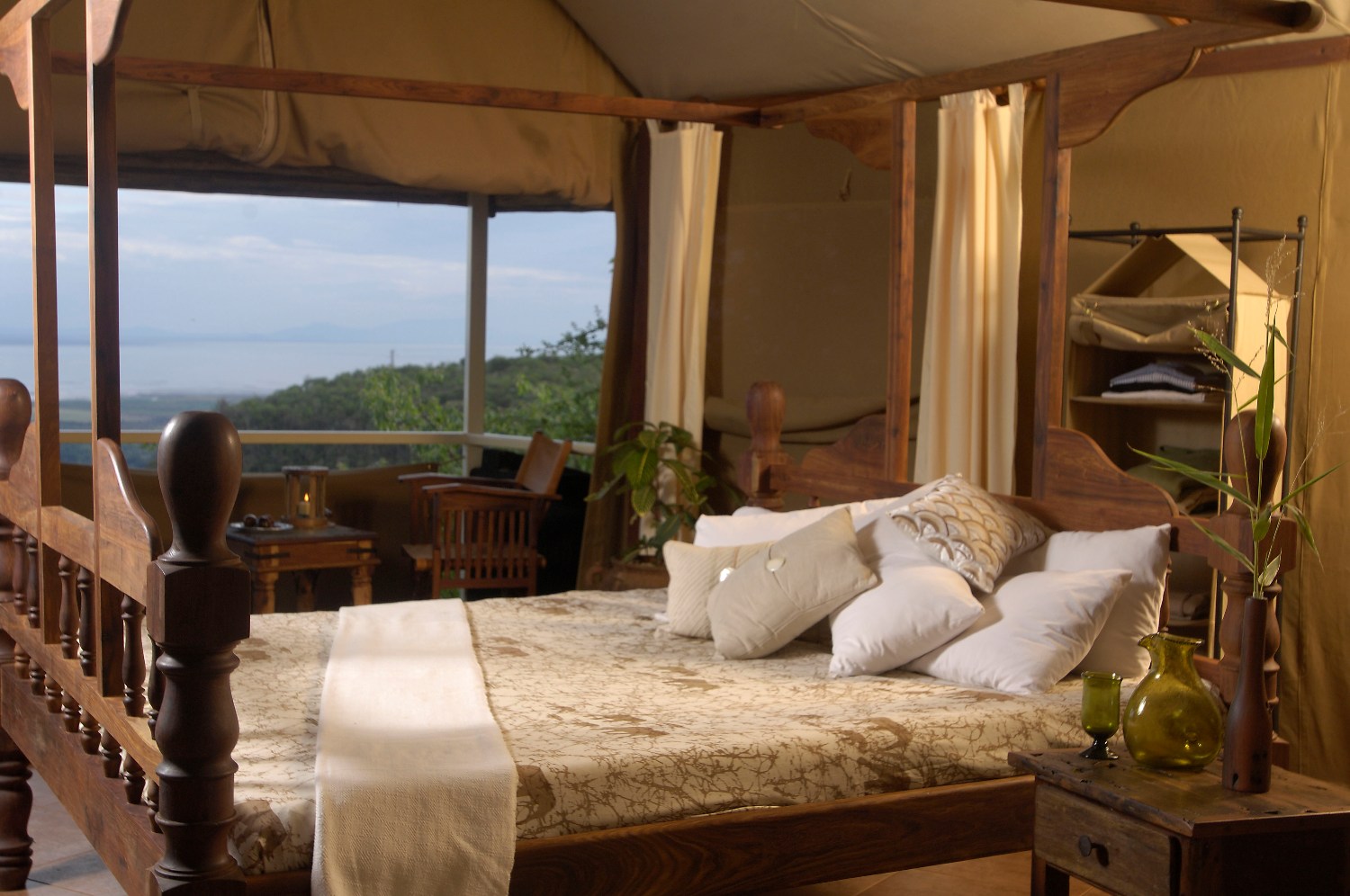Kiruruma lake Manyara Tented Camp.